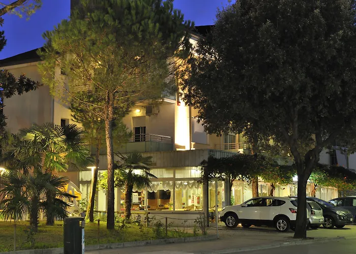 Mimosa Отель 3*