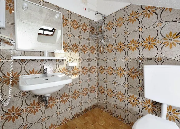 Mimosa Линьяно-Саббьядоро