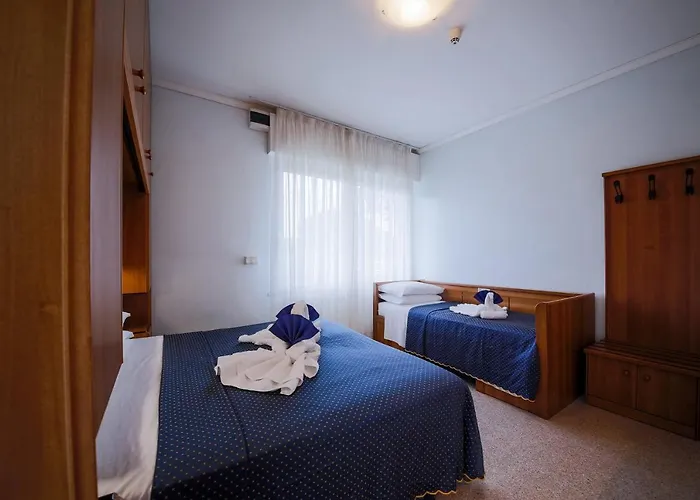 Mimosa Линьяно-Саббьядоро