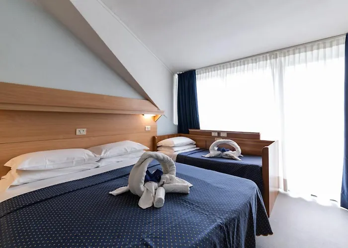 Отель Mimosa 3*